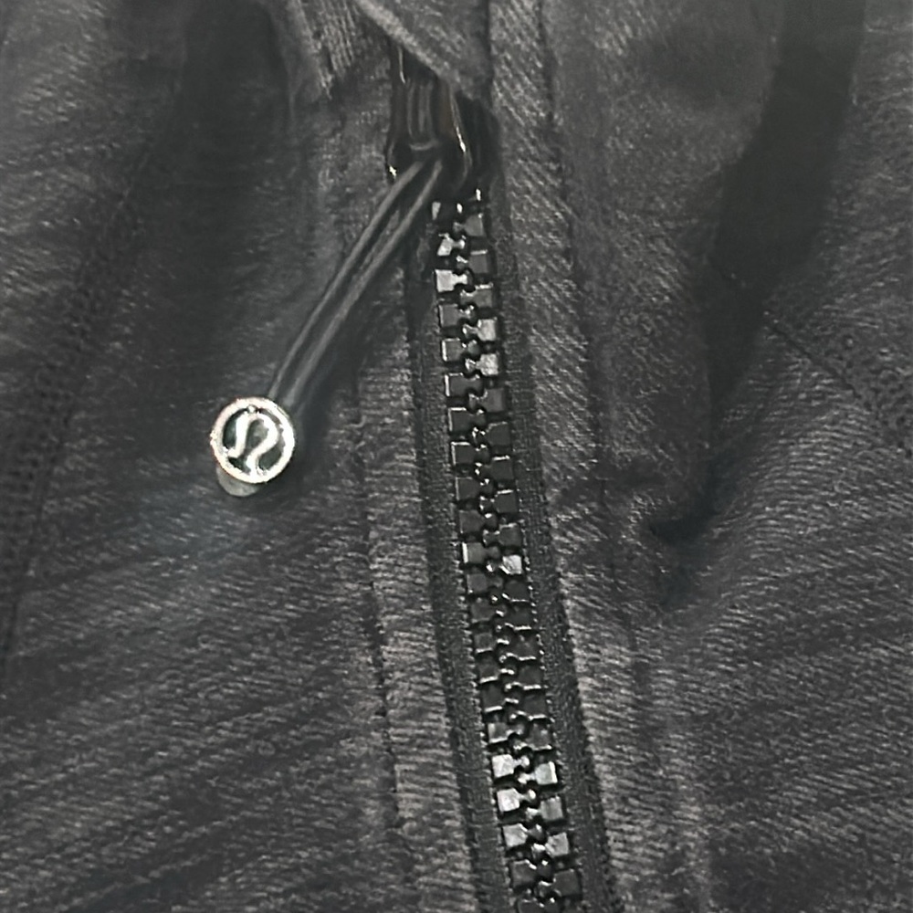 Lululemon Define Jacket - Picture 2 of 3